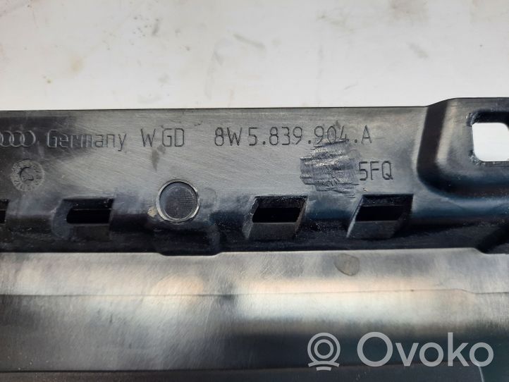 Audi A4 S4 B9 Другая деталь отделки задний дверей 8W5839904