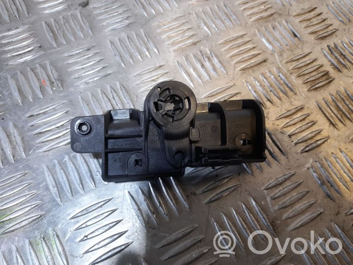 Audi A4 S4 B9 Poignée, déverrouillage du capot moteur 8W1823633C