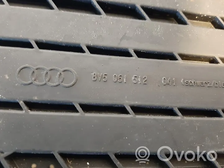Audi A3 S3 8V Takaistuintilan matto 8V5061512