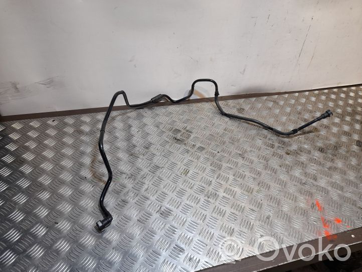 Audi A4 S4 B9 Sfiato/tubo di sfiato/tubo flessibile 8W0133366B