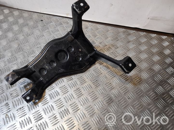 Audi A6 S6 C7 4G Staffa di montaggio della batteria 4G0802715