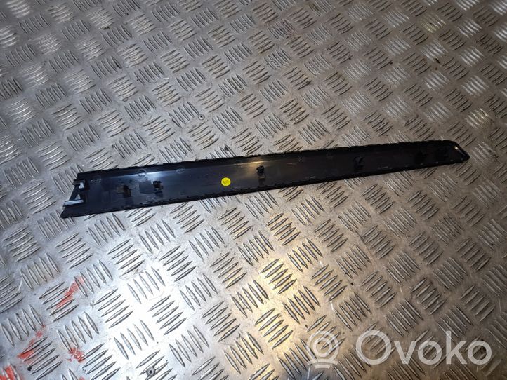 Volkswagen PASSAT B7 USA Moldura del tarjetero del panel de la puerta trasera 561867420B