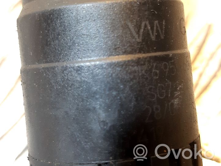 Audi Q3 8U Pompe de lave-glace de pare-brise 1K6955651