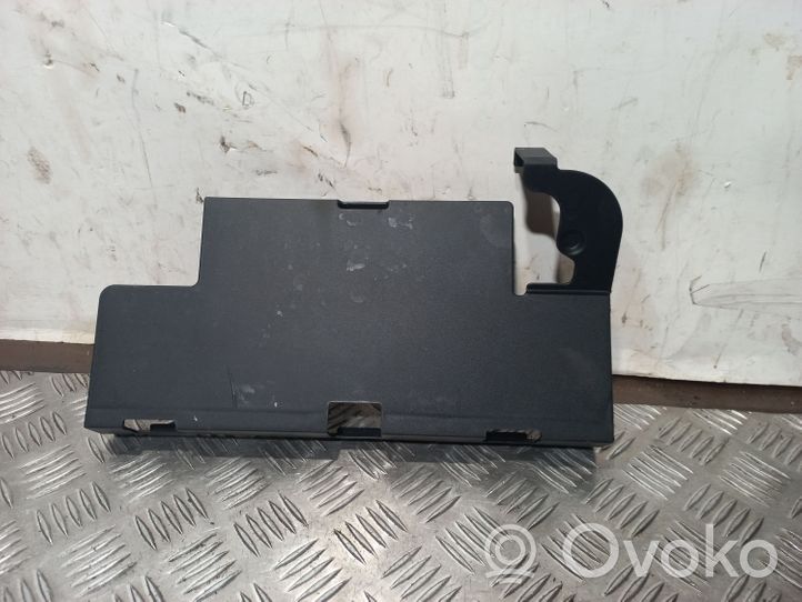 Audi A6 S6 C7 4G Coperchio/tappo della scatola vassoio della batteria 8K0915429G