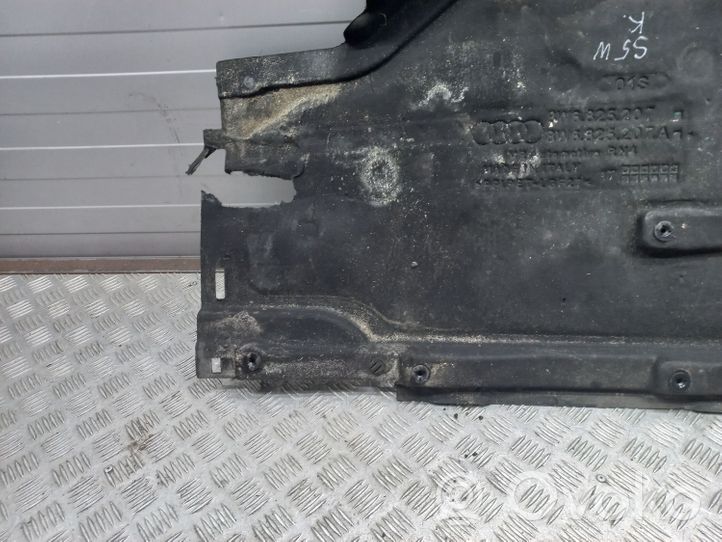 Audi A5 Couvercle de plateau inférieur 8W6825207