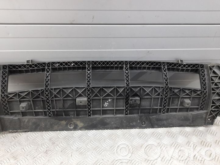 8R0807233C Audi Q5 SQ5 Front bumper skid plate/under tray, 39.00 € RRR