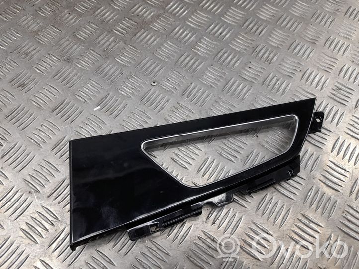 Audi Q7 4M Moldura del tarjetero del panel de la puerta trasera 4M0867470