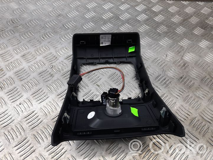 Audi A4 S4 B9 Panel gniazda zapalniczki tylnej tunelu środkowego 8W0864376