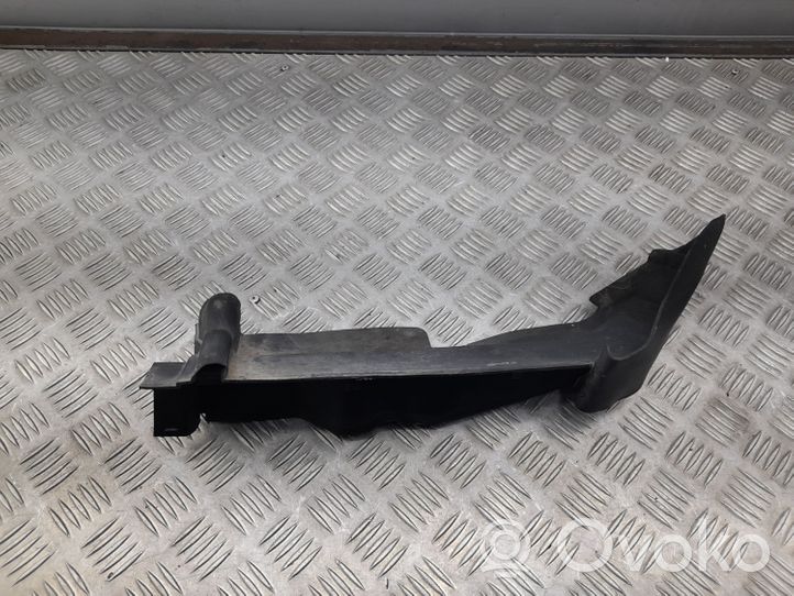 Audi Q7 4M Panel wykończeniowy błotnika 4M0821169B