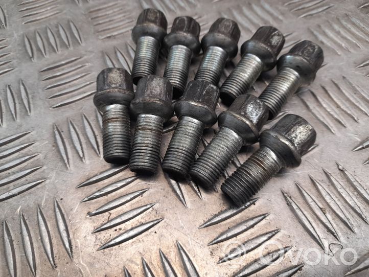 Audi A5 Nuts/bolts 