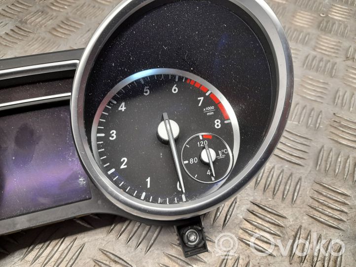 Mercedes-Benz GL X166 Nopeusmittari (mittaristo) A1669003106