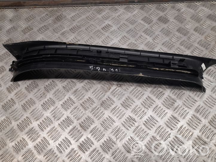 Mercedes-Benz GL X166 Rear sill trim cover A1666800735