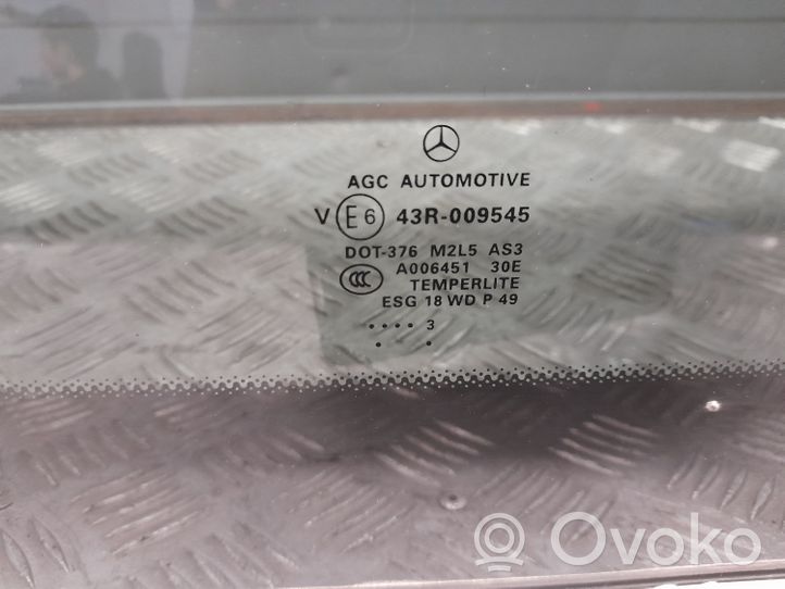 Mercedes-Benz GL X166 Lūkas stikls A1667800302
