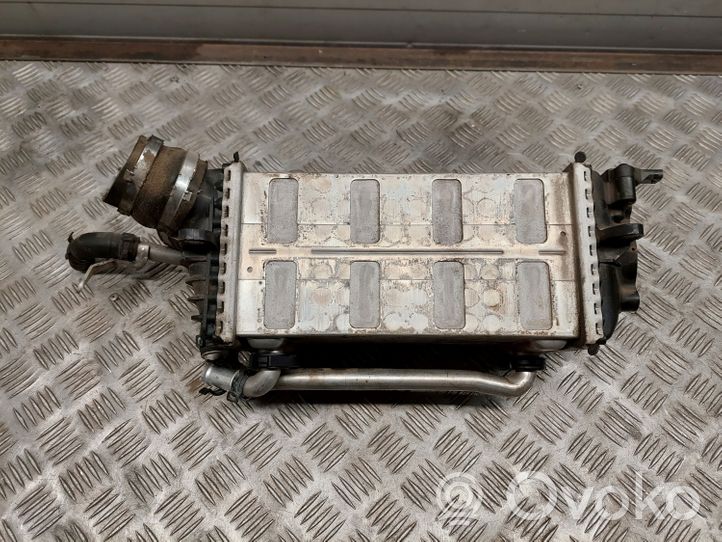 Mercedes-Benz GL X166 Chłodnica powietrza doładowującego / Intercooler A2780900514