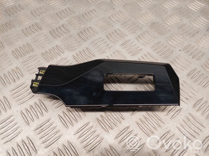 Audi Q8 Rivestimento del pannello 4KL857966