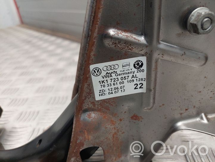 Volkswagen PASSAT CC Brake pedal 1K1723057AL