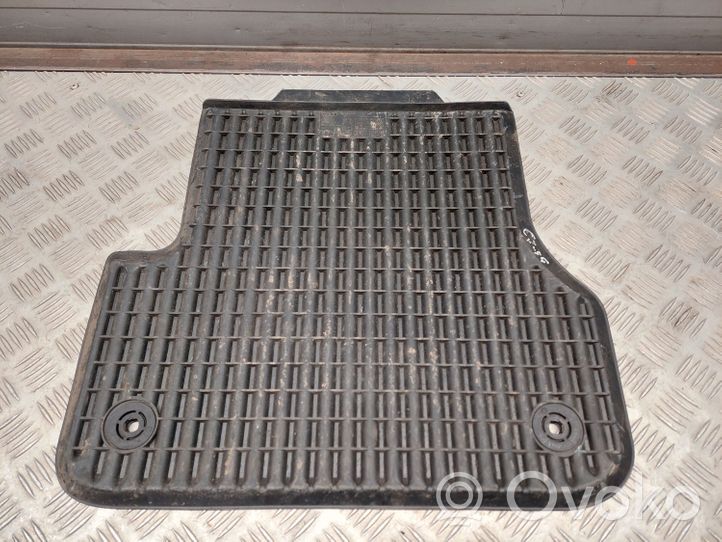 Audi A6 S6 C7 4G Tapis de sol arrière 4G0061511