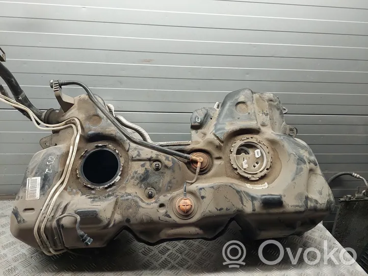 Audi Q3 8U Degvielas tvertne 5N0201021HA