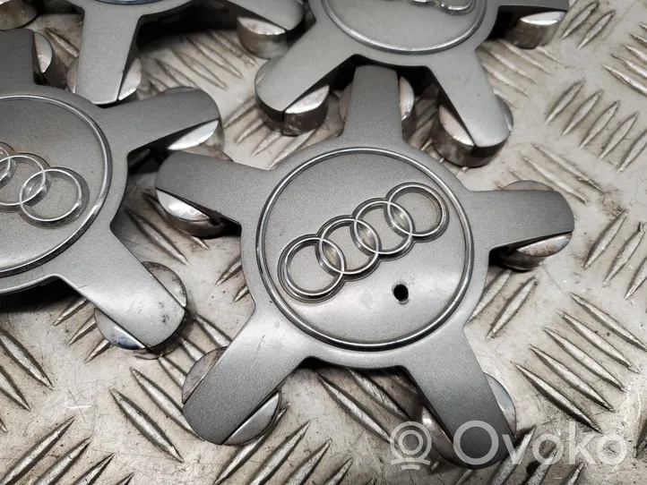 Audi A6 S6 C7 4G Borchia ruota originale 4F0601165N