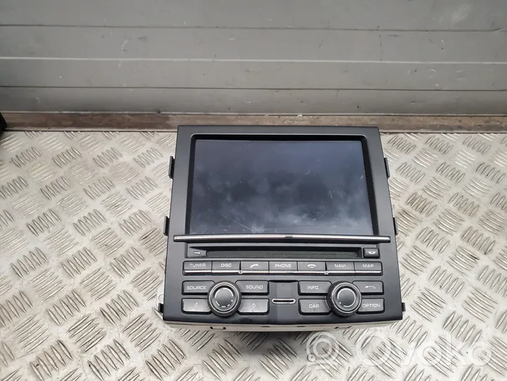 Porsche Cayenne (92A) Panel / Radioodtwarzacz CD/DVD/GPS 7P5035884K