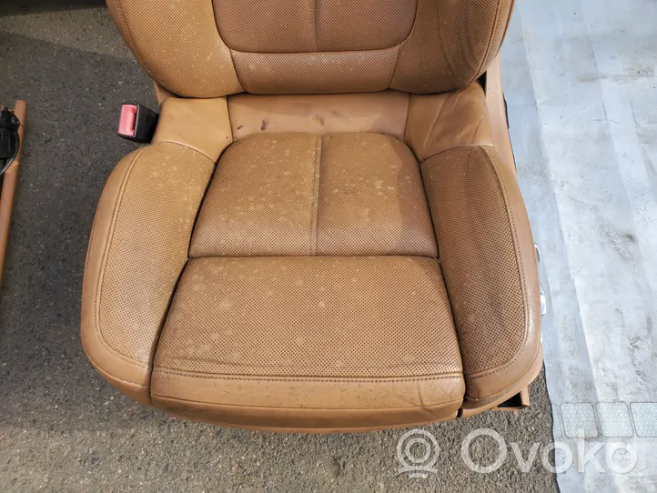 Porsche Cayenne (92A) Kit intérieur 