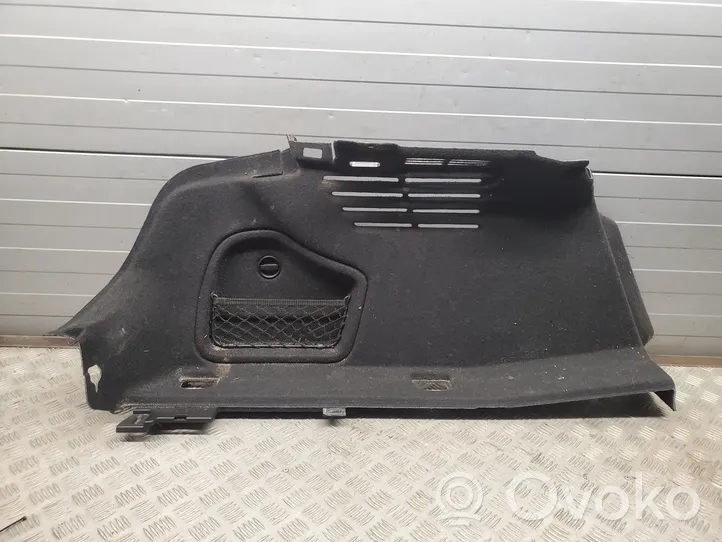 Audi A5 Garniture panneau latérale du coffre 8W6863879L