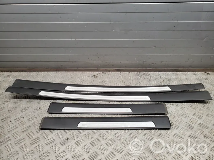 Audi A6 S6 C6 4F Set di rifiniture davanzale (interno) 4F0853375C