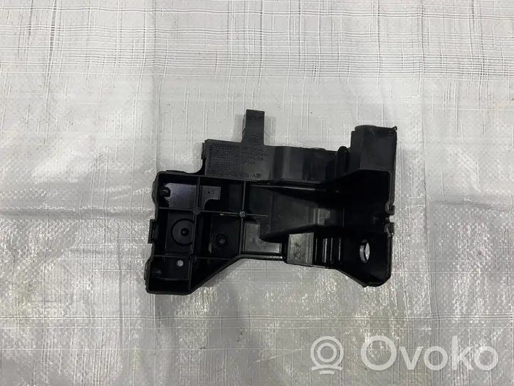 Land Rover Discovery 5 Support d'amortisseur inférieur MK72-002A56-AB