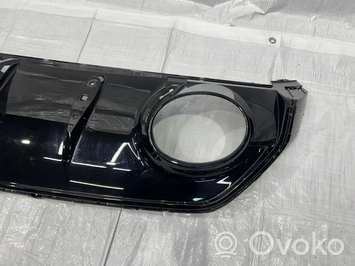 Audi RS3 8Y Rivestimento della parte inferiore del paraurti posteriore 8Y0807521A