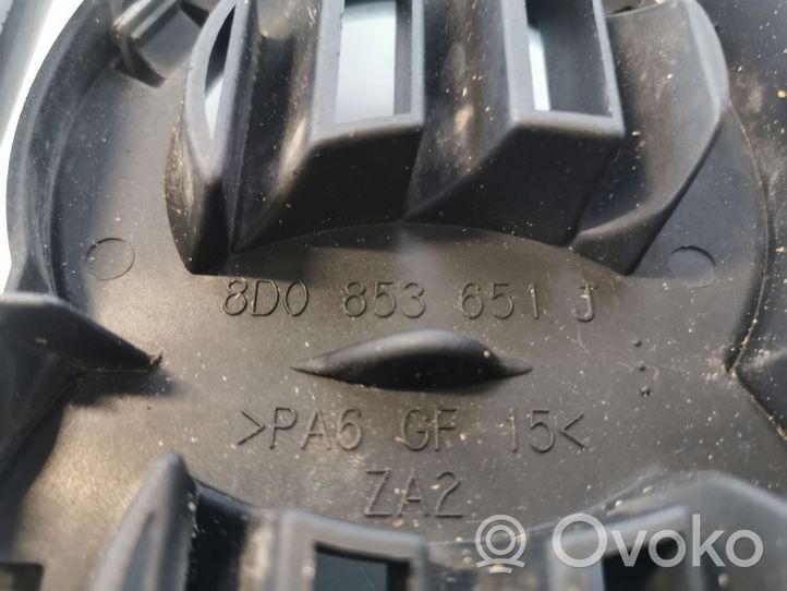 Audi A4 S4 B5 8D Etupuskurin ylempi jäähdytinsäleikkö 8D0853651J