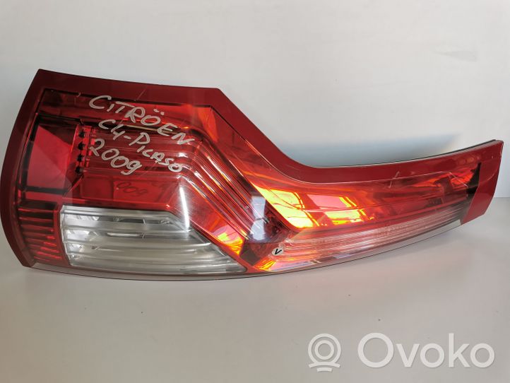 Citroen C4 I Picasso Rear/tail lights PSA00946601