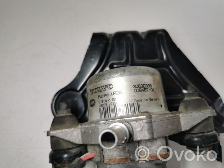 Volvo XC70 Pompe à vide 30630398