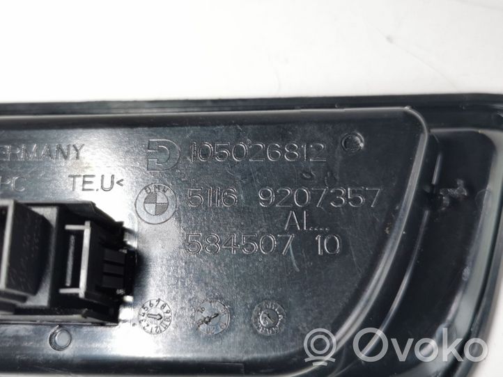 BMW 1 F20 F21 AUX-pistokeliitin 51169207357