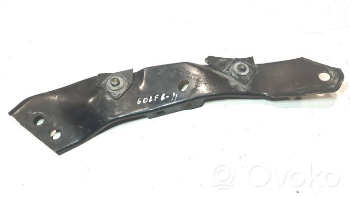 Volkswagen Golf VI Staffa del pannello di supporto del radiatore 5K0806930B