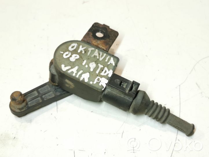 Skoda Octavia Mk2 (1Z) Sensore di livello faro/fanale 1T0907503