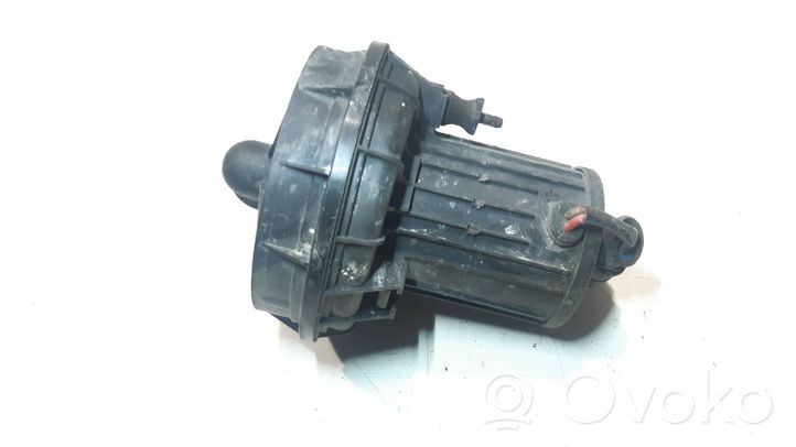 Audi A4 S4 B7 8E 8H Secondary air pump 06A959253B