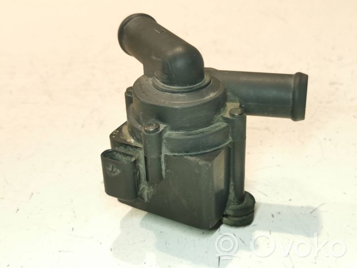 Audi A4 S4 B7 8E 8H Pompa elettrica dell’acqua/del refrigerante ausiliaria 03L965561