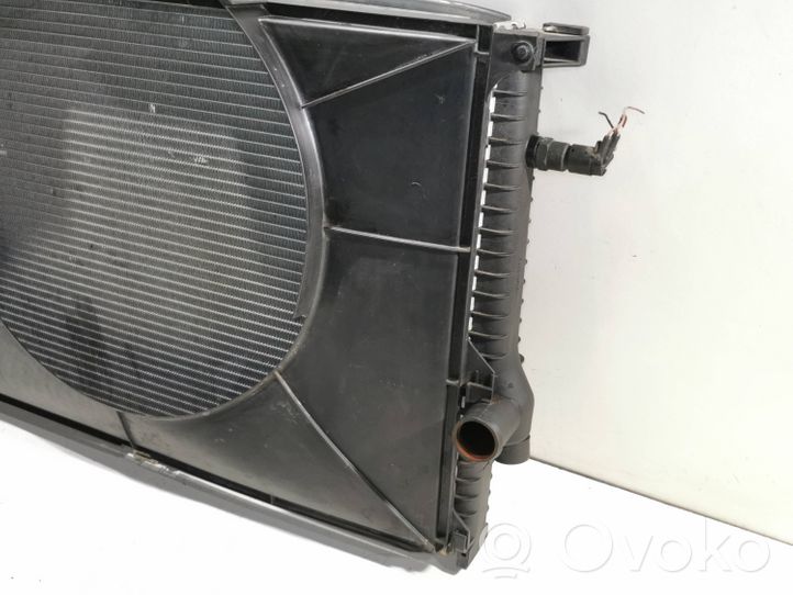 BMW 5 E34 Coolant radiator 