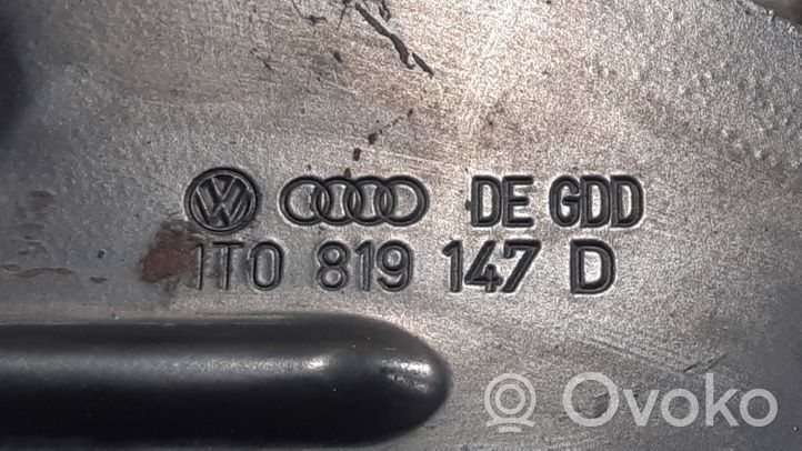 Volkswagen PASSAT B6 Sähköinen jäähdytysnesteen apupumppu 1T0819147D