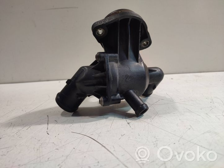 Volkswagen Caddy Boîtier de thermostat / thermostat 03L121111R