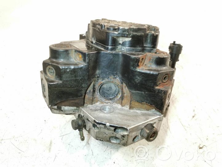 Volvo XC90 Pompe d'injection de carburant à haute pression 8689591