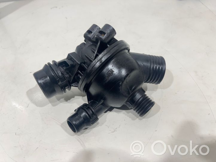 BMW 3 F30 F35 F31 Termostato/alloggiamento del termostato 10106811