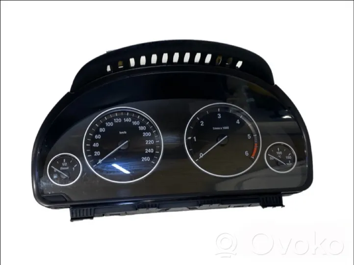 BMW 5 F10 F11 Spidometrs (instrumentu panelī) 9285195