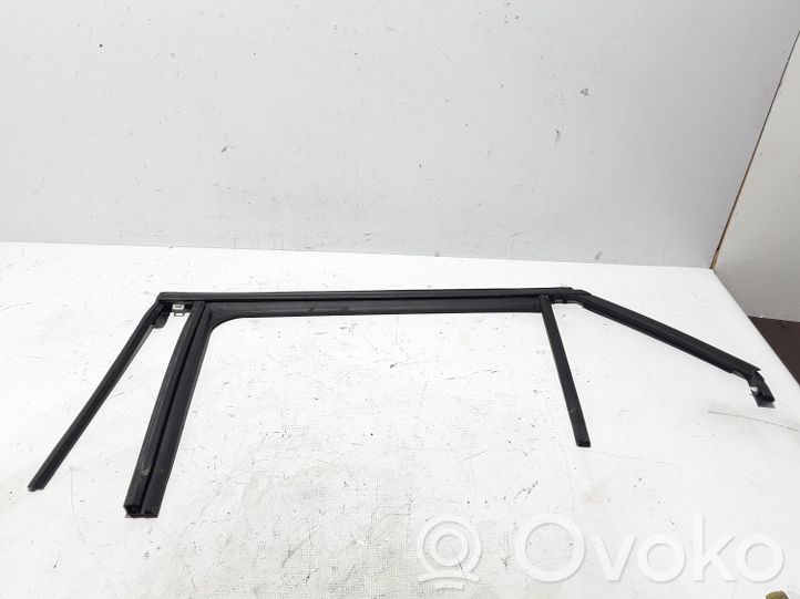 AUA37691 Peugeot 2008 II Joint / vitre de porte arrière 9825819380 Pièce auto d