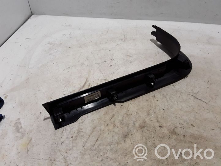 Volvo S90, V90 Garniture marche-pieds avant 31377617