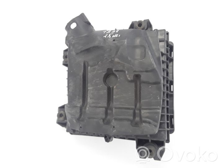 Renault Trafic II (X83) Scatola del filtro dell’aria 8200467321