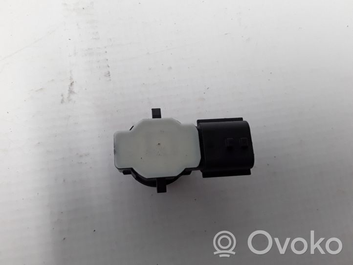 Renault Twingo III Parkošanās (PDC) sensors (-i) 