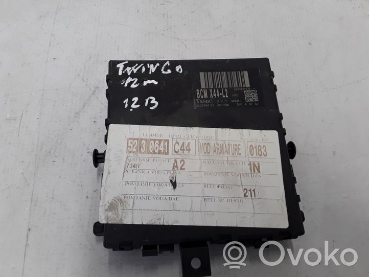 Renault Twingo II Other control units/modules 8201229416