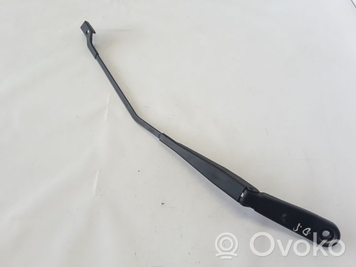 Volvo XC60 Braccio della spazzola tergicristallo anteriore 30753526