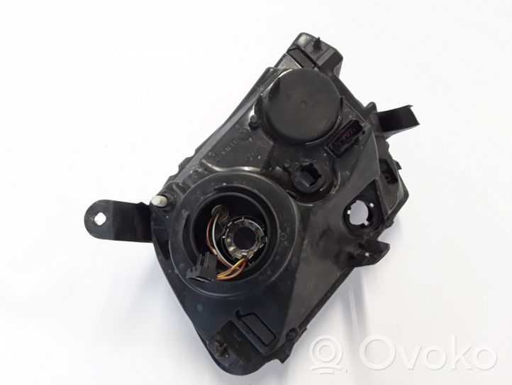 Dacia Duster Lampa przednia 260100067R